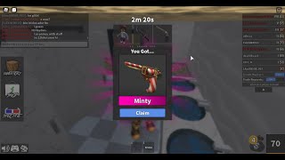 Trading Batwing, Bio blade and more for Minty in MM2.