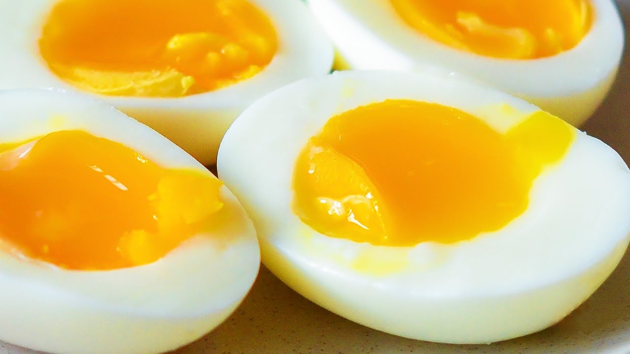 The Best Foods to Eat Before and After Yoga