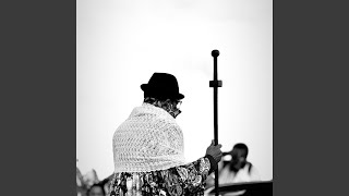 Ngiphe baba izindlebe