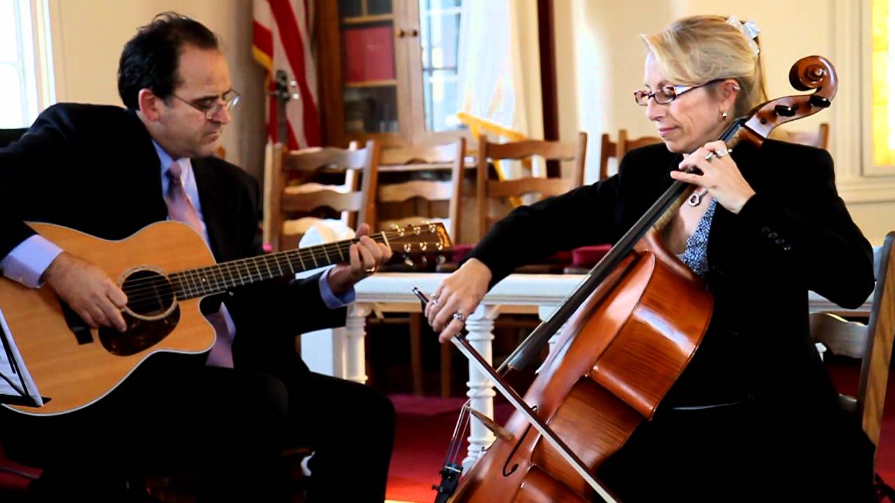 2011-11-TGiving-Mike&Pam.MOV