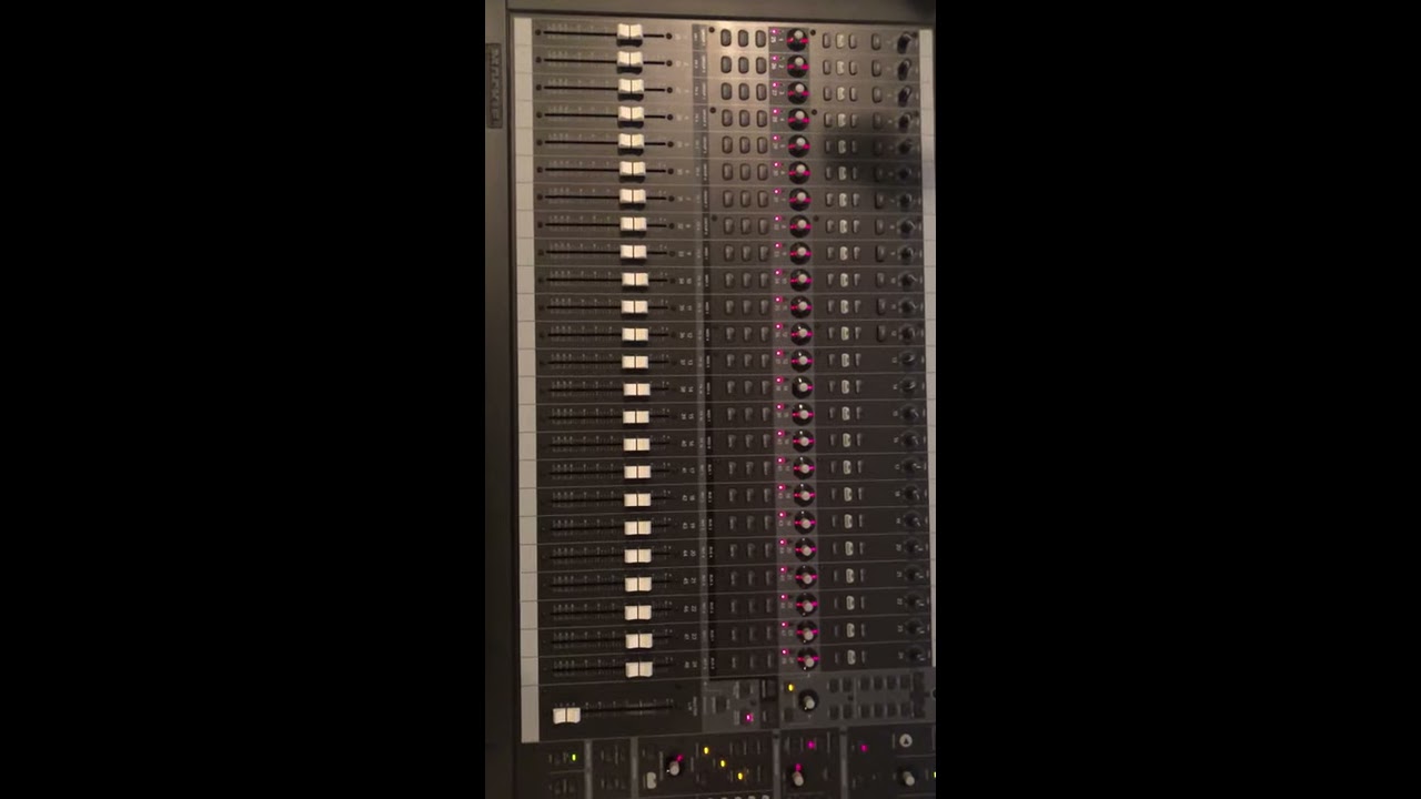 Mackie D8b Automation