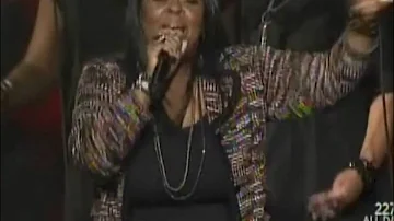 Kim Burrell - Jesus I Love Calling Your Name - Salute To Shirley Ceasar