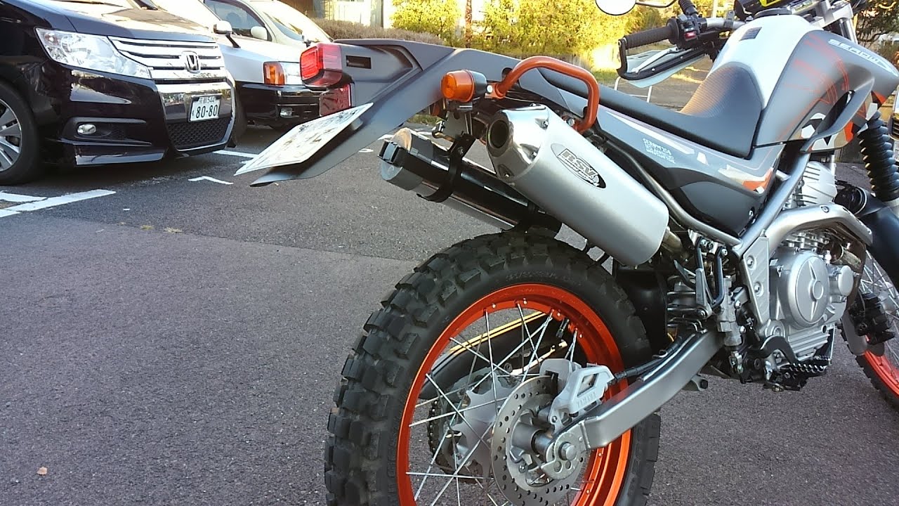 セロー250 ツールケース（小物入れ）作った！（XT250 Tool box) - YouTube