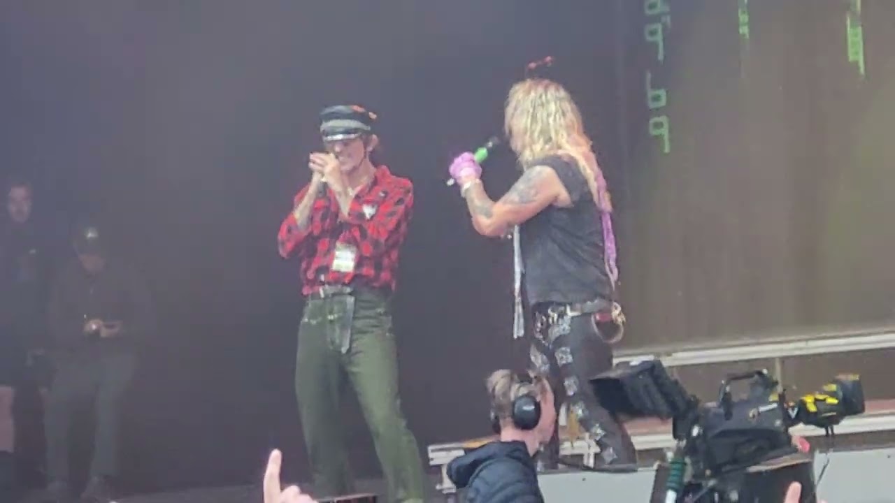 Steel Panther -   "Party All Day ( Fuck All Night)"