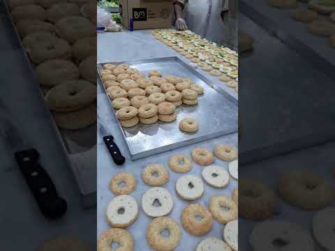 لقطه مصغره من داخل سويت بالاس للحلويات ابوظبي النادي السياحي وتجهيز