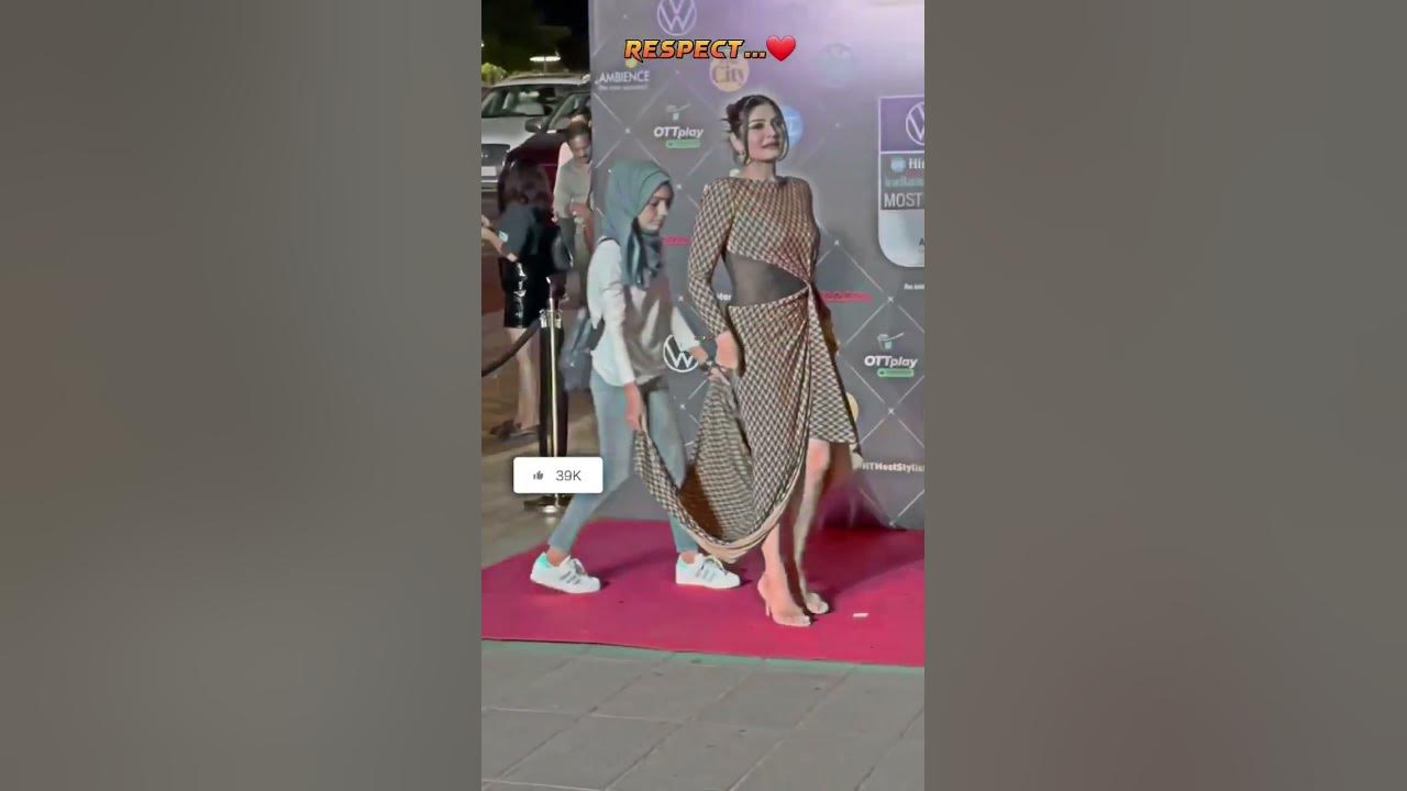 Respect Hijabi Girl ❤_ Wait For End_ #respect #hijab #shorts #viral #bollywood #girl Respect Hijabi Girl ❤_ Wait For End_ #respect #hijab #shorts #viral #bollywood #girl