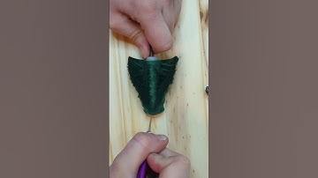 No 🎶 forest green thread cutting #asmr #asmrcommunity #asmrsounds #threadcutting #visuallysatisfying