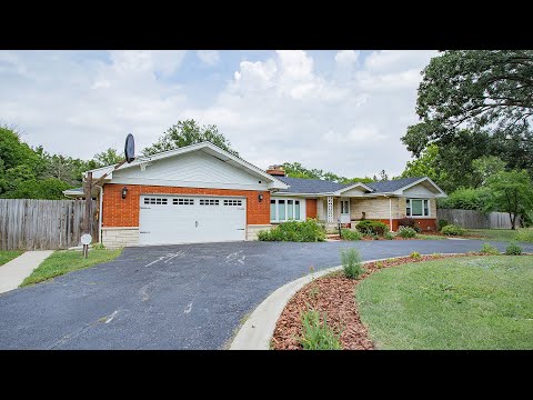 1010 Crabtree Lane, Des Plaines, IL home video tour