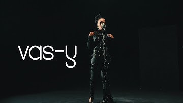 Vania Ice - Vas Y (Official Music Video) 