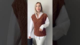 Free granny square vest pattern in sizes XS-5XL 💗  #crochet