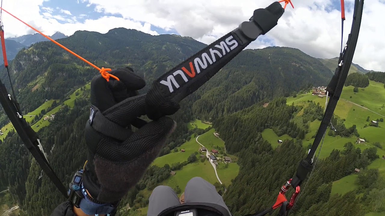 Gleitschirmflug Melchboden AT