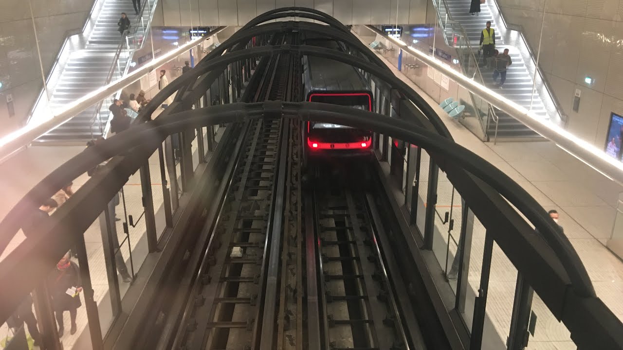 Ligne 14 : spot a pont Cardinet