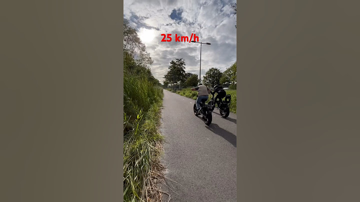 25 km/h🔥🔥 (probeer dit absoluut niet!!, wij zijn getrainde fietsen rijders )