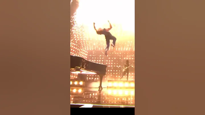 Benson Boone FLIPS compilation 🔥 #bensonboone #beautifulthings