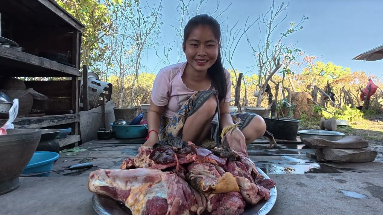มื้อนี้ได้อาหารดี ชื้อเนื้อวัวหมดนี้ลาคา5 แสนกีบทุกคนคิดว่าคุ้มบ่#สาวลาว🇱🇦
