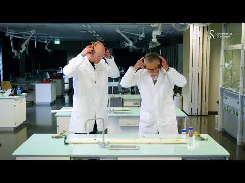 Video: Hva er KClO3 i kjemi?