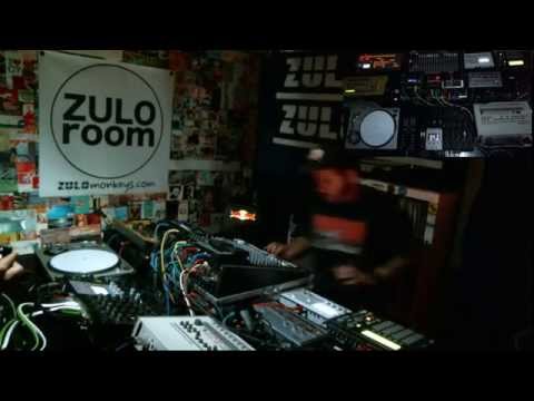 Victor Santana (Zulo Room)