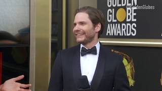 Daniel Brühl Red Carpet Interview - Golden Globes 2019
