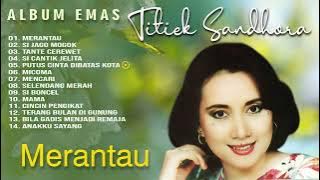 Album Emas Titiek Sandhora