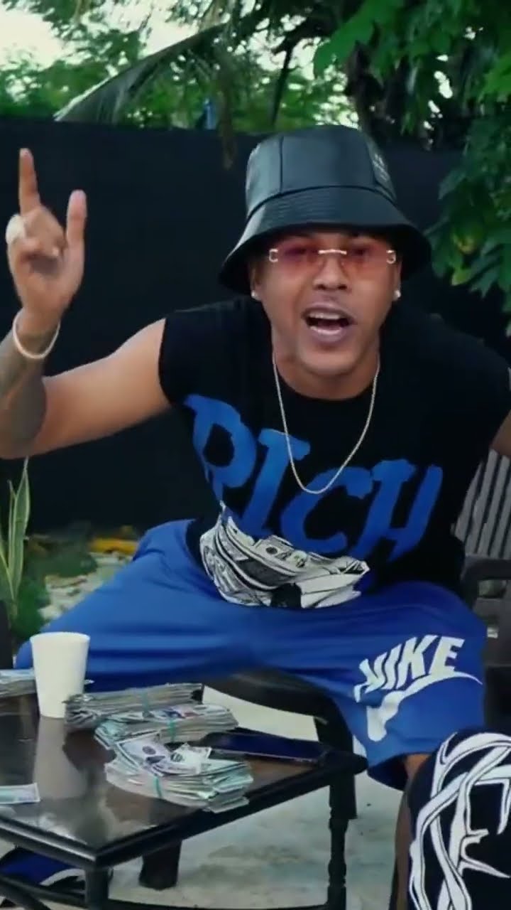 TAMO READY  - QUÍMICO ULTRAMEGA  FT  EL REA SOPRANO  EL DICTADOR LIRICAL