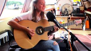 The Narrowboat Sessions 2016, Sam Lyon, 'Every Second Counts'
