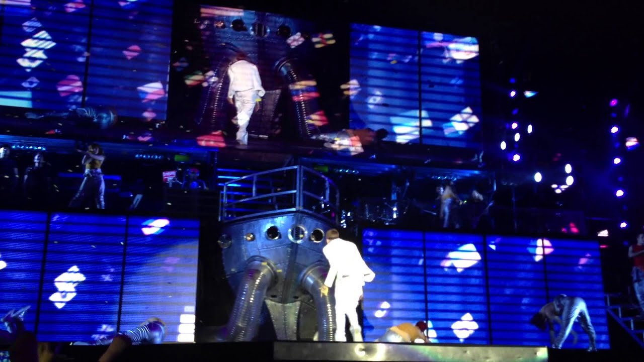 Justin Bieber - All Around The World Believe Tour Moscow 30 April 2013