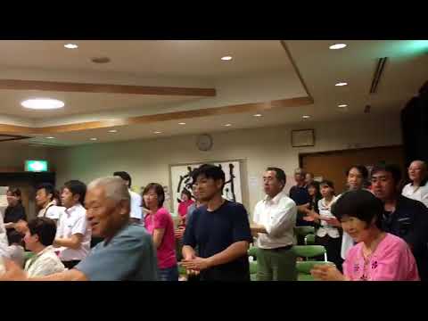 松島校区夏祭り実行委員会メンバーによる「ダンシングヒーロー」練習の様子