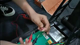 Kugoo G2 Pro Multimeter To Detect Battery Voltage Tutorial Kugoo G2 Pro 万用表检测电池电压教程