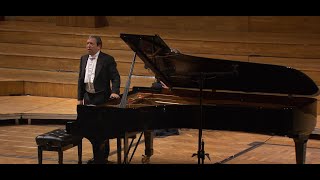 Chopin: Ballade No. 3, 3 Études, 3 Mazurkas, Scherzo No. 4 - Murray Perahia