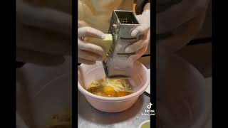 Çox Dadlı Klasik Piza Resepti