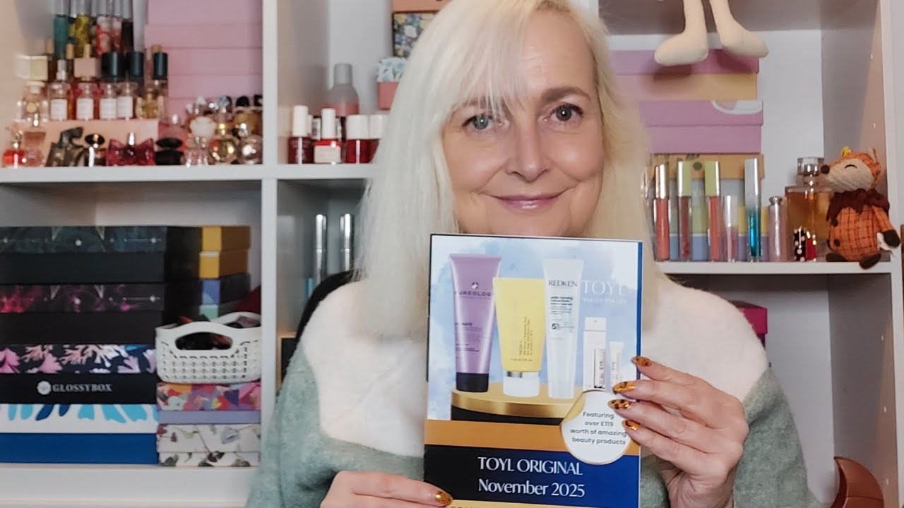 Unboxing - TOYL Beauty Box November 2025 - plus a look at the Liberty Scent Kit