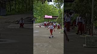 Download Lagu Sekolah senang, senang sekolah. MP3