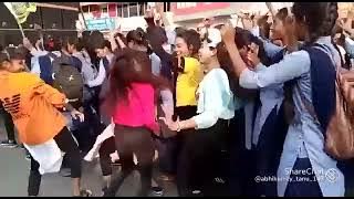😂mumbai Wali Ladki Mola Pyar Dede wo 😀