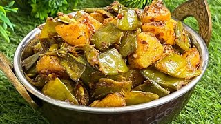 Masaledar Sem Aloo ki Chatpati Sukhi Sabzi | Sem Aloo Ki Sabzi Recipe | Aloo Sem Phali Recipe