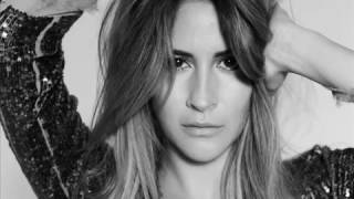 Anlamadığım Şey Çok   Aynur Aydın