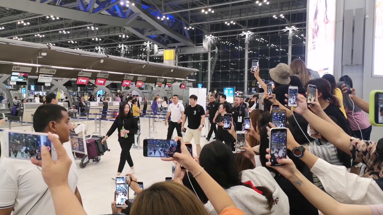 190929 Everglow, Kim Jaehwan, Oneus @ Suvarnabhumi International Airport Thailand
#KCON2019THAILAND