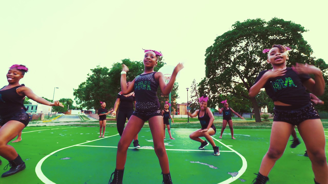 Dancing Divas (Dance video) YouTube
