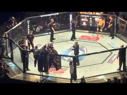 Bruce Buffer Its Time! at UFC Fight Night Manchester - YouTube