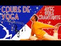 Cours de yoga avec divers bols chantants enseigns par ananta  yoga vidya live