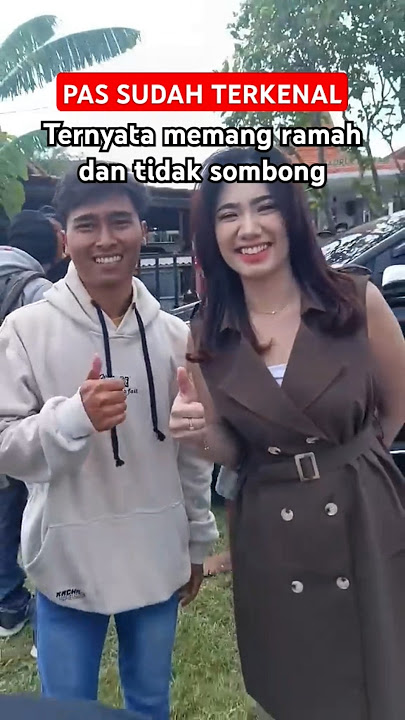 Tetaplah ramah dengan penggemar Lusyana Jelita @LingkarMusic @Andresuhen #lingkarmusic #dangdut