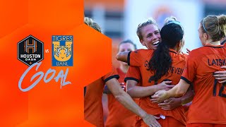 Gomera-Stevens Gets Her First Dash Goal