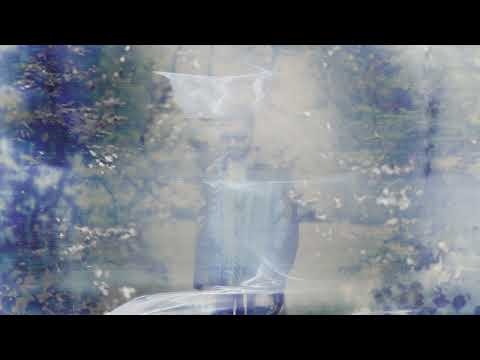 SNEAZZY DERRIÈRE L HORIZON Audio Officiel