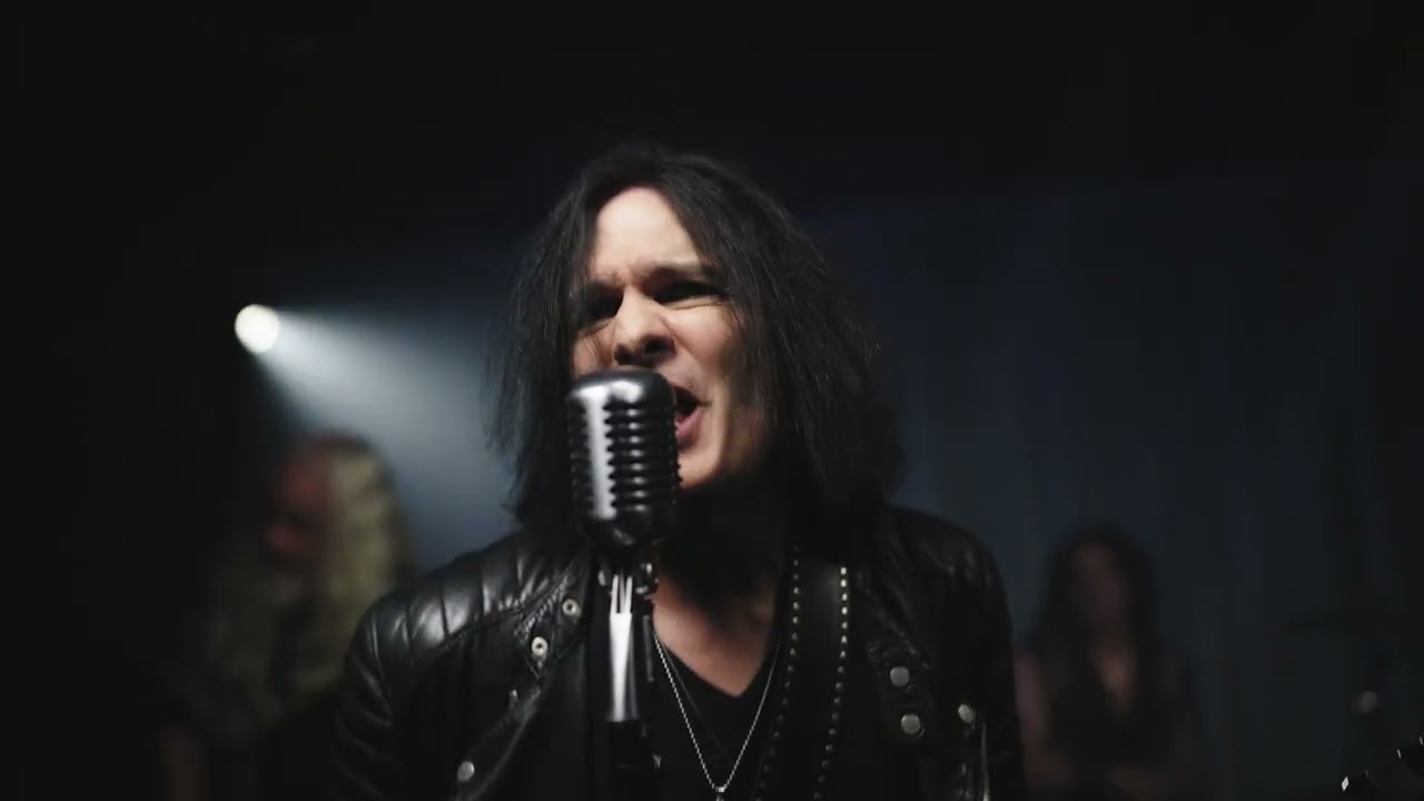 Bob Dee with Petro – Walls Come Down (Official Premiere | Out Sept 26, 2025)