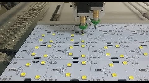 Place CREE round LED - CHMT36 pick and place machine - Charmhigh