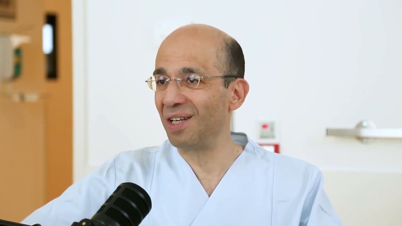 Wie ein „erzwungenes“ Praktikum Dr. Kuzbaris Leben veränderte – Ausschnitt aus Aesthetic Insights, Episode 10