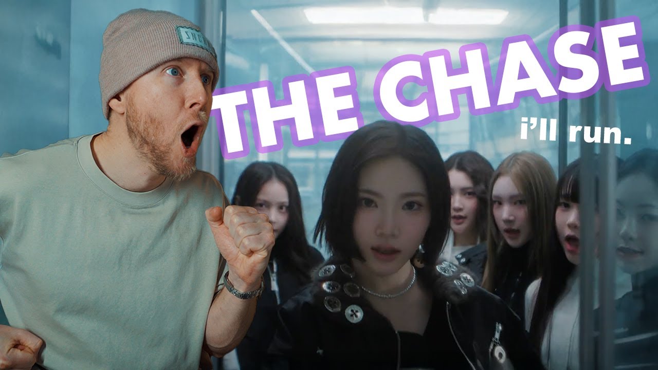Singer Reacts to Hearts2Hearts 'The Chase' MV