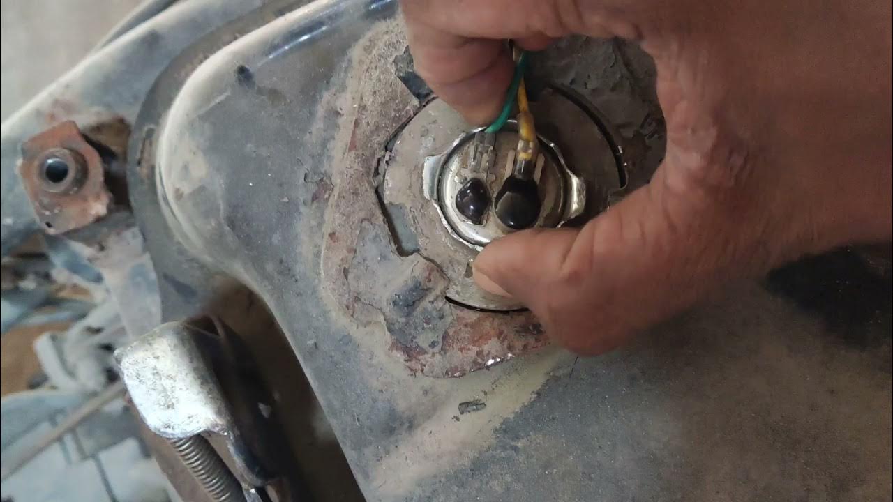 how to repair fuel guage of activa New fuel Gauge repair fuel metre by replacing Fuel gauge