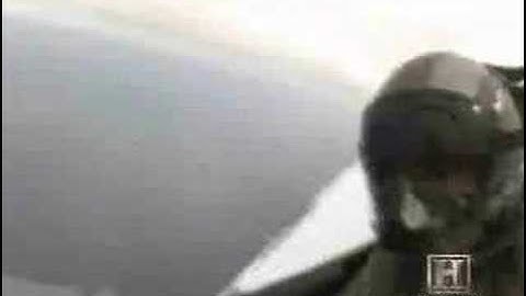 f-15 lands with one wing!