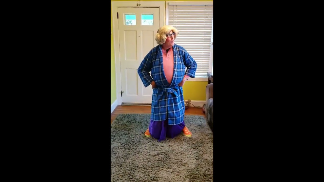 Granny Austin Dance Instruction - The Time Warp (Special Bonus Feature)
