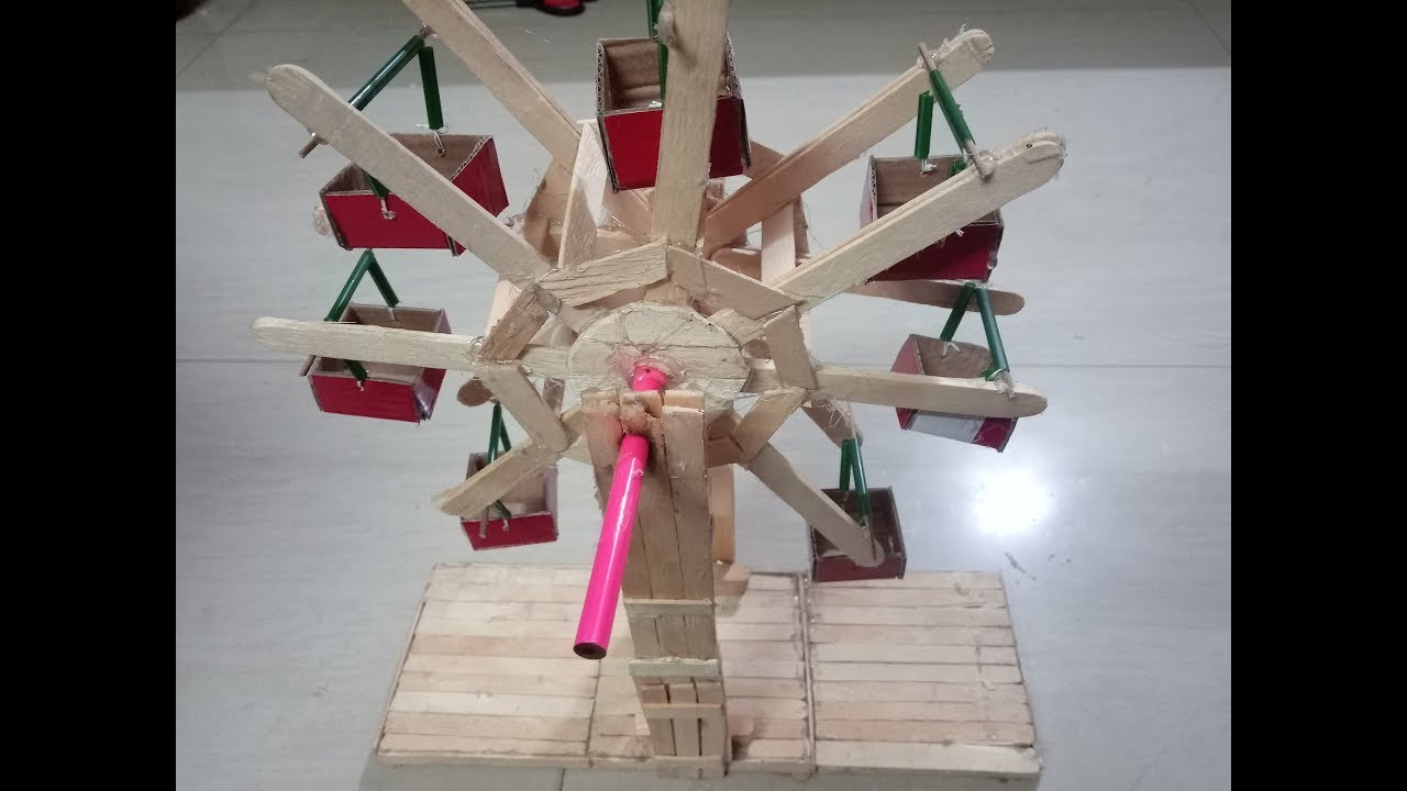 Giant wheel/Ferris wheel using popsicle sticks, cardboard prerelease